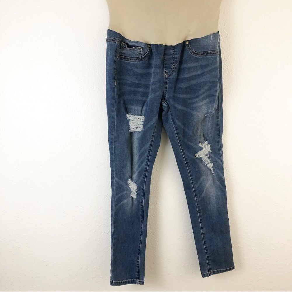 Bella Vida Maternity distressed skinny blue  Jeans size L